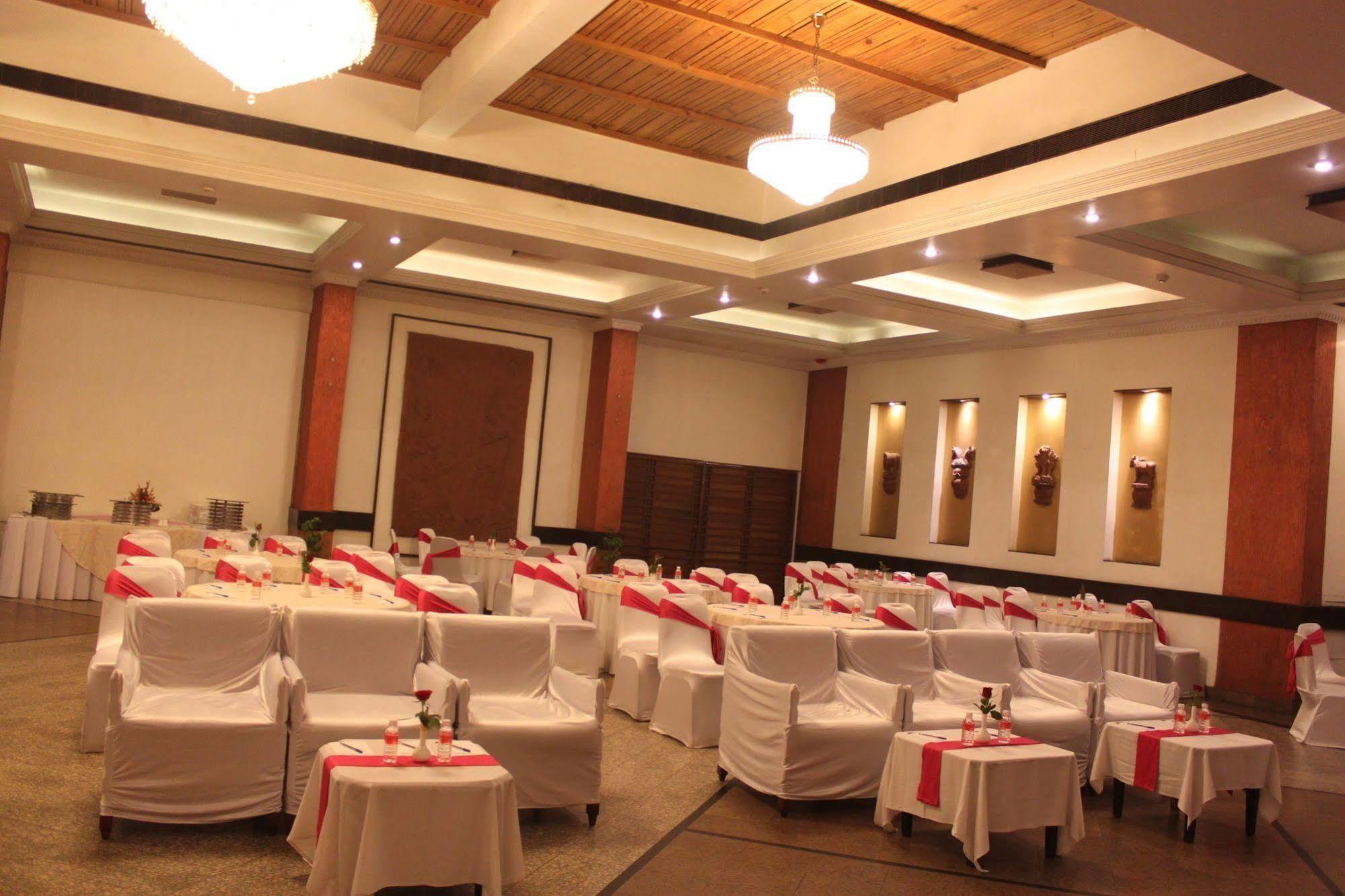 Hotel Maurya Patna Patna  Kültér fotó