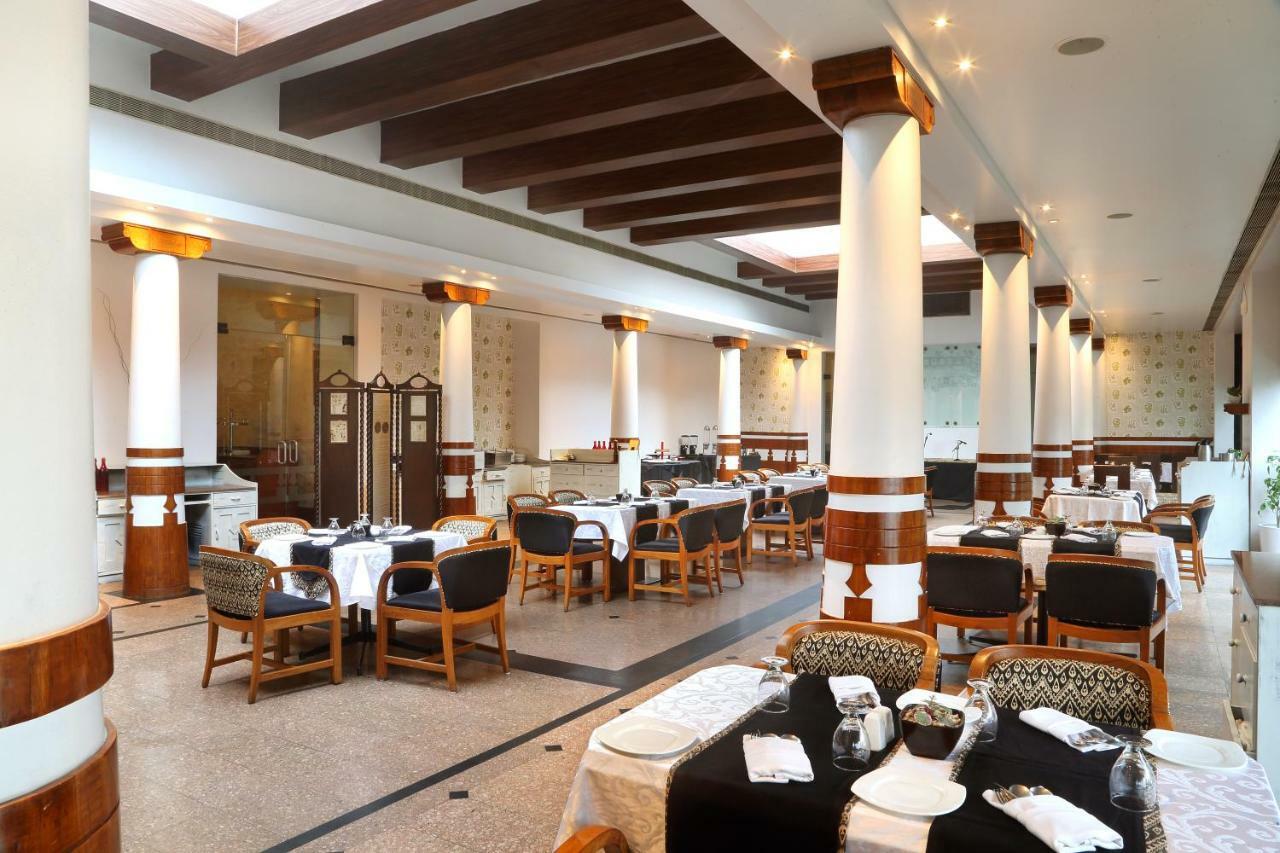 Hotel Maurya Patna Patna  Kültér fotó